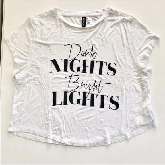 DIVIDED H&M White Printed Tee Crop Top Women’s Size Large - Picture 7 of 7